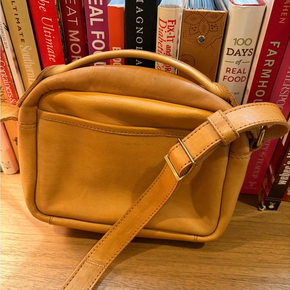 Margot Camel Leather crossbody bag - Picture 4 of 5